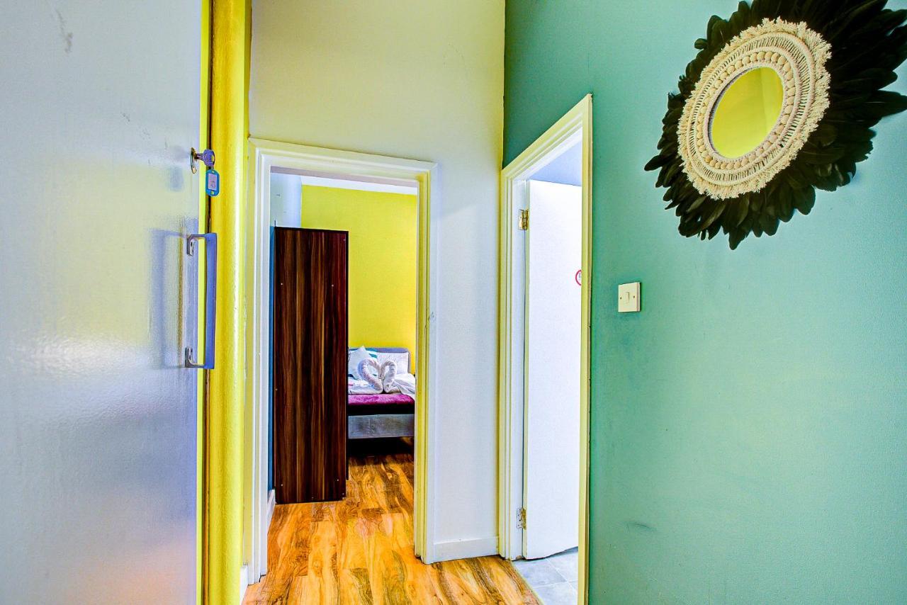Studio With A Large Toilet And A Separate Room Budget Price Central London Ngoại thất bức ảnh
